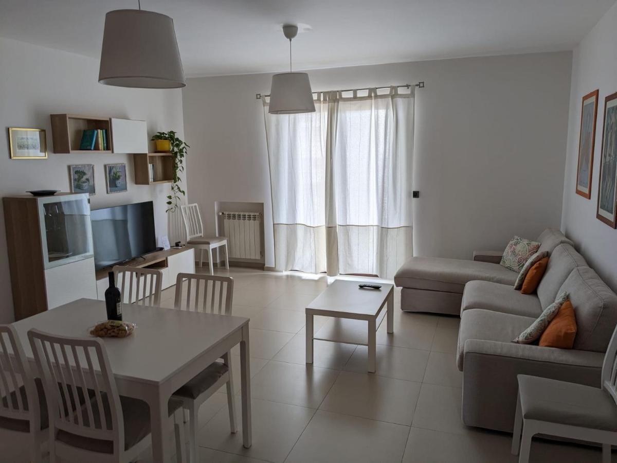 La Casa Dei Due Mari - Large Apartment With Parking Taranto Exteriér fotografie