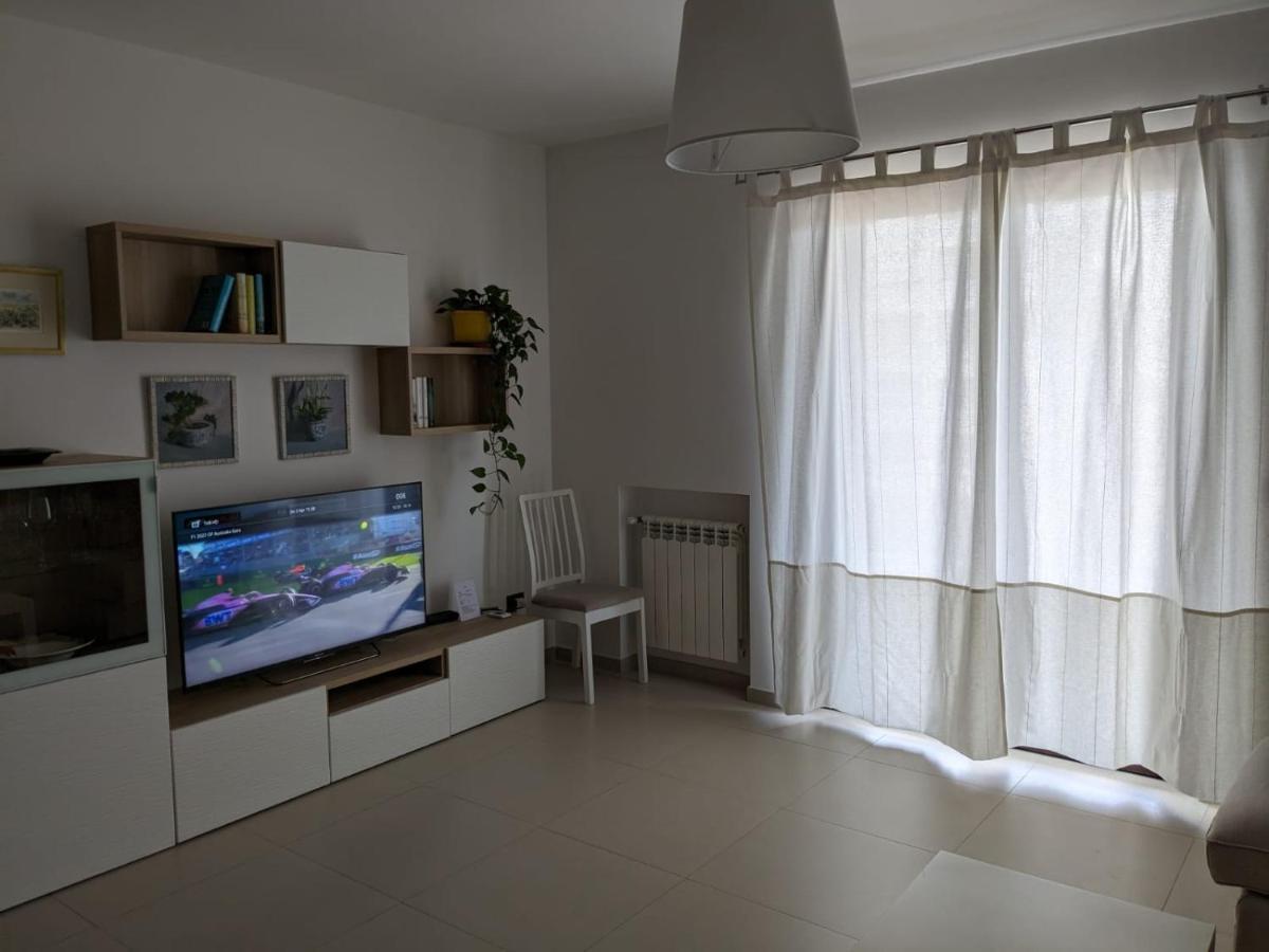 La Casa Dei Due Mari - Large Apartment With Parking Taranto Exteriér fotografie